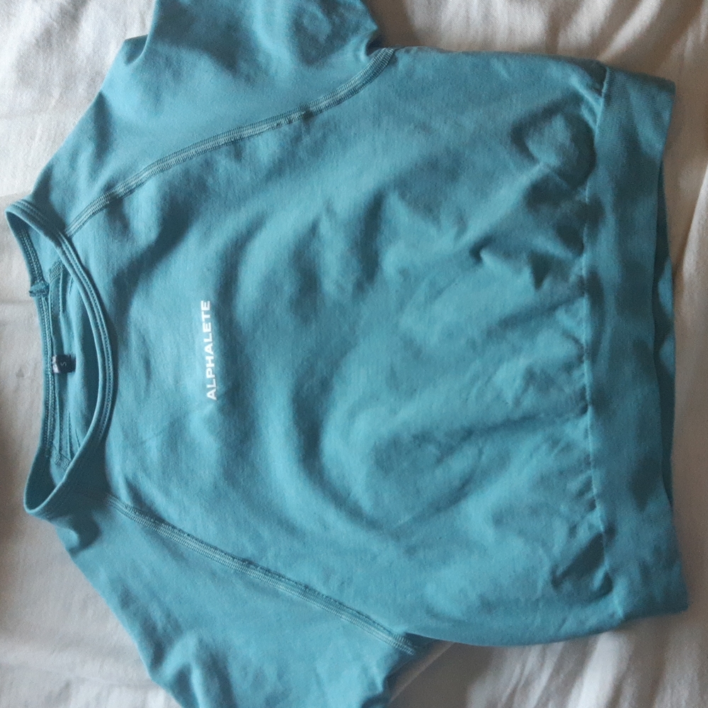 Alphalete Seamless Crop Tee